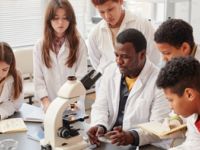 Microcreds. Pràctiques de Laboratori en la Didàctica de la Química a Secundària