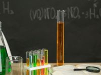 Microcreds. Simuladors en la Didàctica de la Física i Química